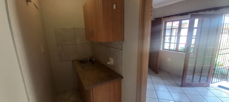 To Let 1 Bedroom Property for Rent in Universitas Free State